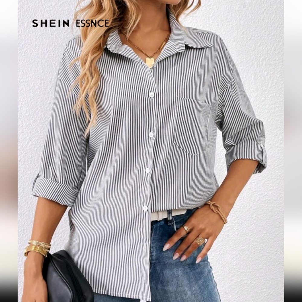Striped Black and White Women's Top Size Large (8-10)